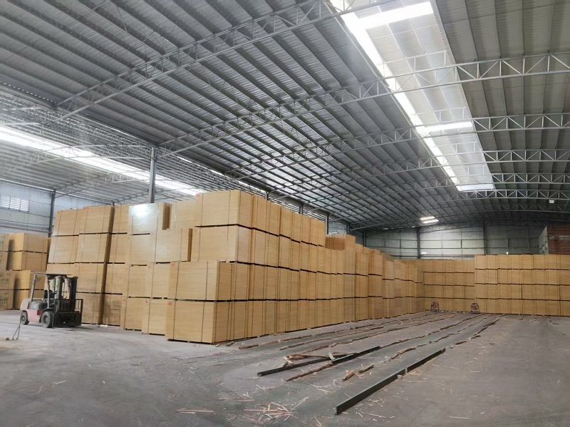 為何南方客戶(hù)偏愛(ài)扎根廣西采購(gòu)建筑模板插圖1